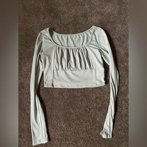 fits very tightly. it’s a very very light green